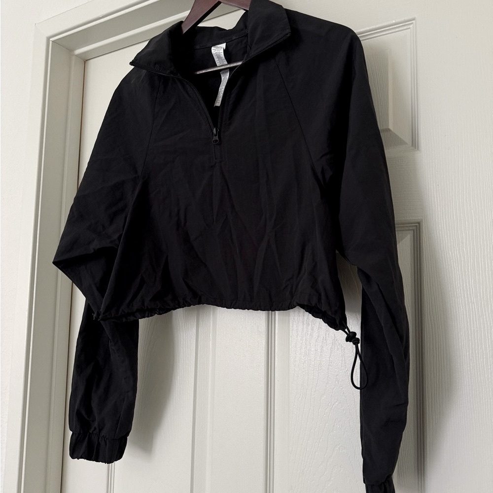 *SOLD*ALO Yoga 1/4 Zip Alumni Pullover in Black - Picture 7 of 14